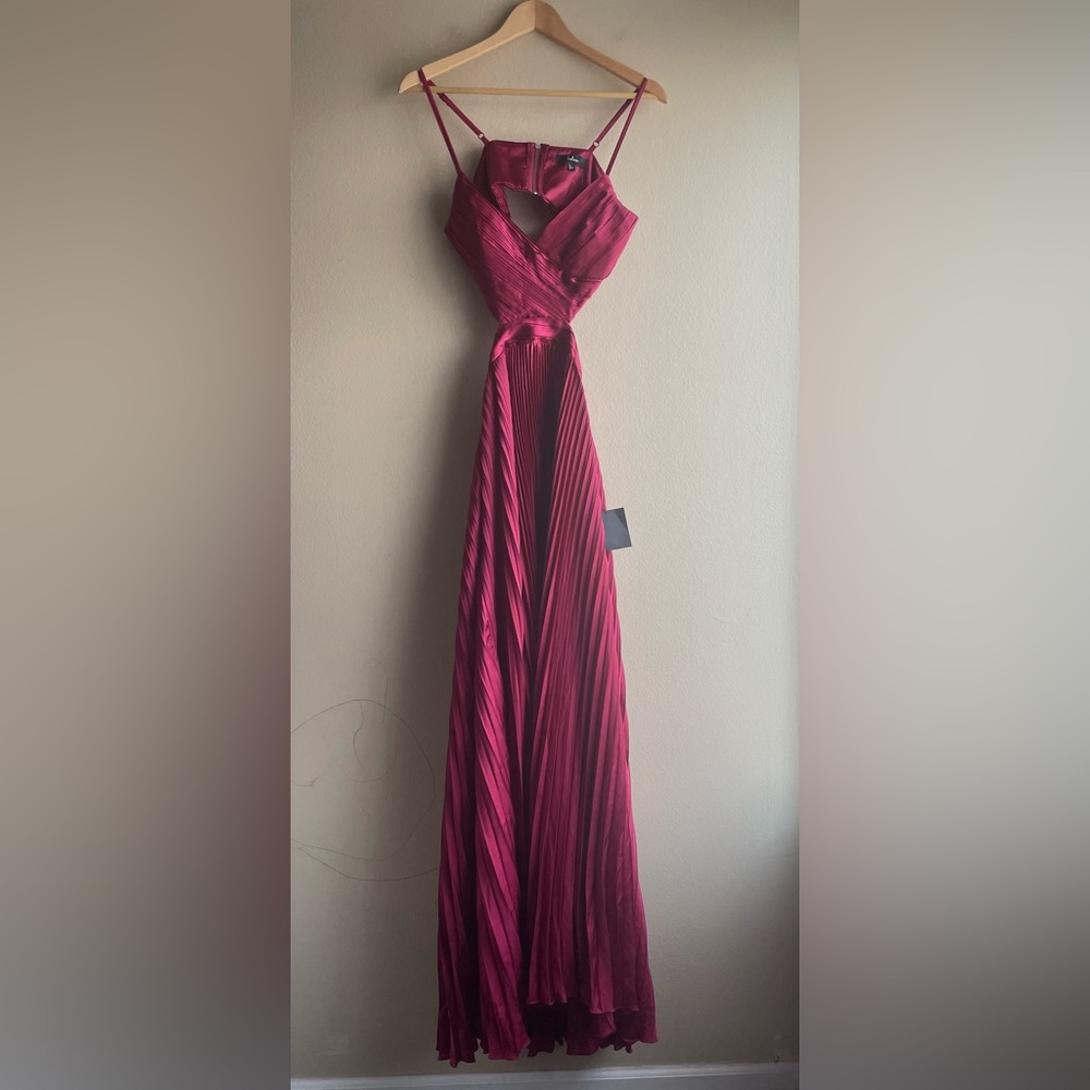 New Lulus Got the Glam Wine Red Pleated Cutout Maxi Dress Small - Picture 10 of 16